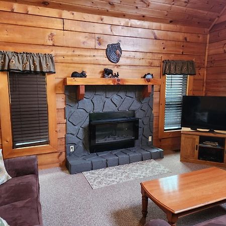 Story Brook: Beautiful True Log Cabin! Close To Dollywood, State Park, And More! Sevierville Buitenkant foto