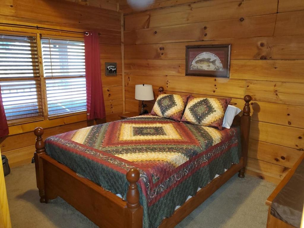 Story Brook: Beautiful True Log Cabin! Close To Dollywood, State Park, And More! Sevierville Buitenkant foto