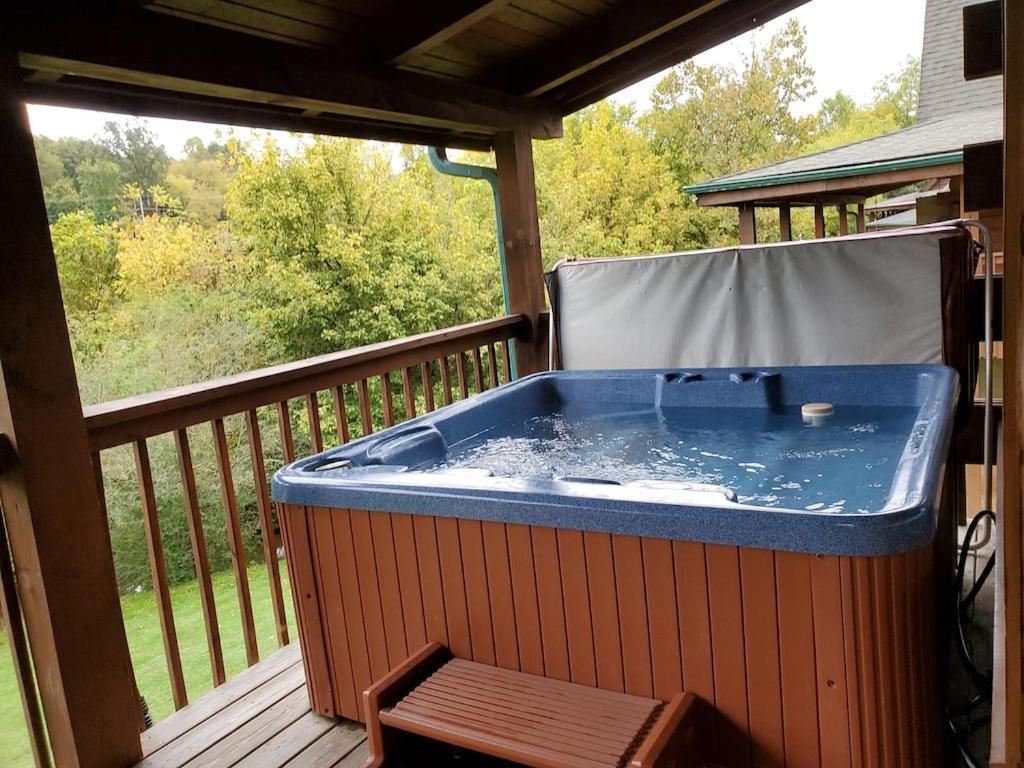 Story Brook: Beautiful True Log Cabin! Close To Dollywood, State Park, And More! Sevierville Buitenkant foto