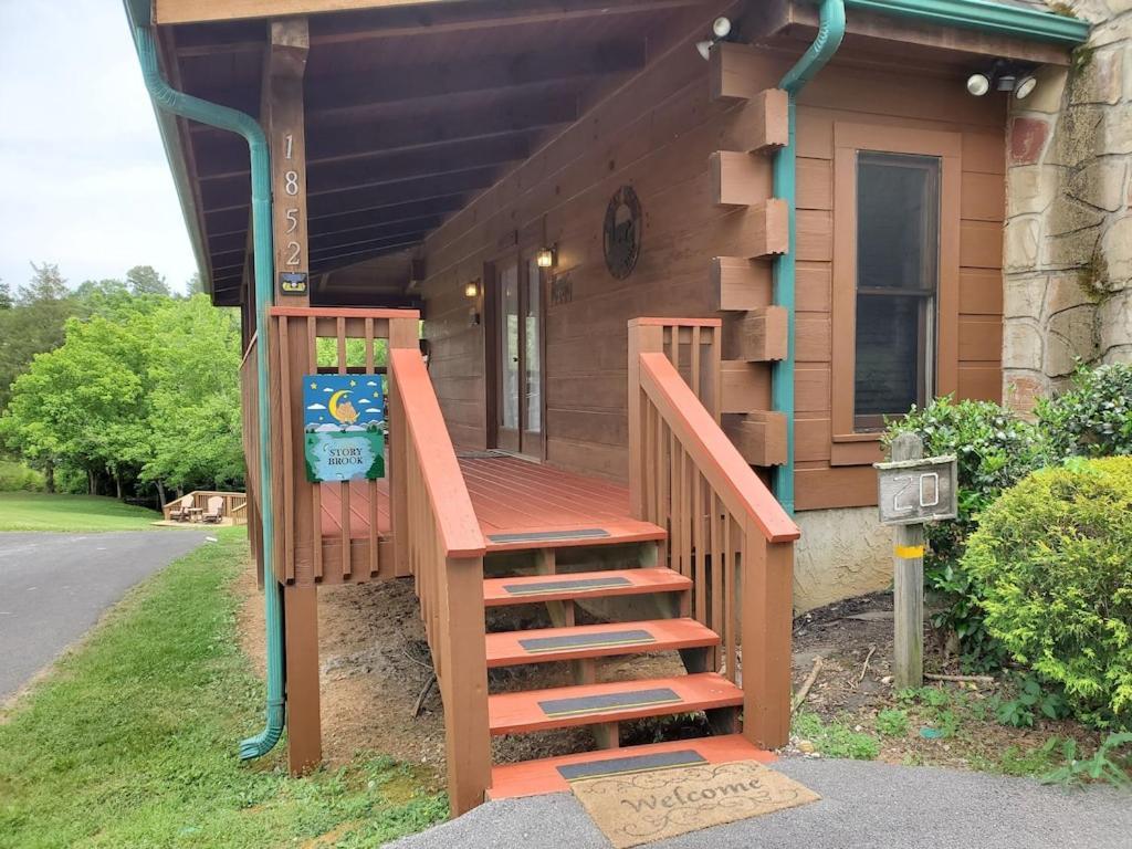 Story Brook: Beautiful True Log Cabin! Close To Dollywood, State Park, And More! Sevierville Buitenkant foto